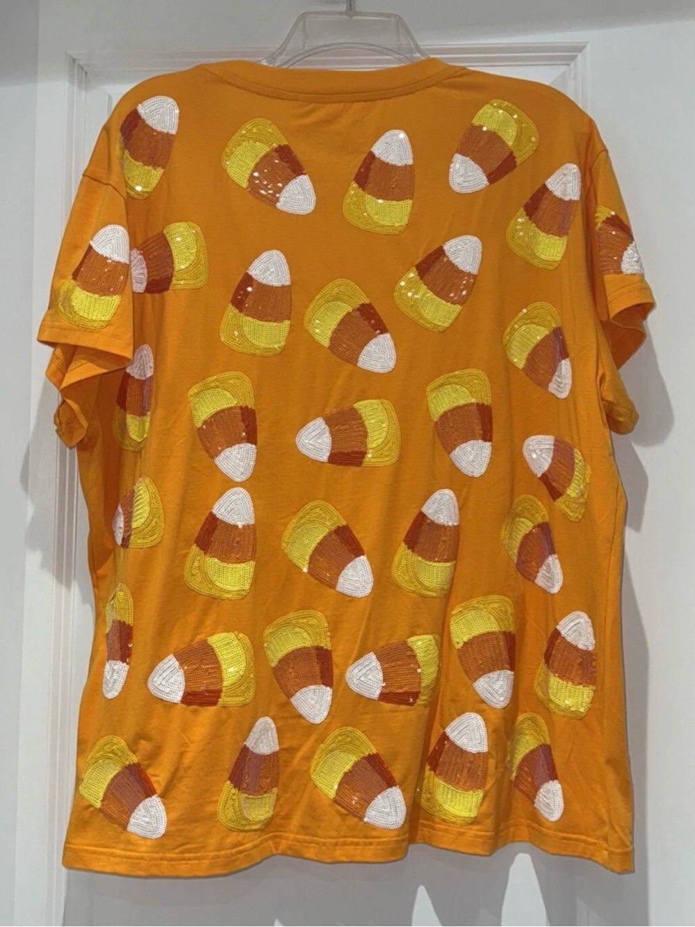 🎃Fabulous Queen Of Sparkles XL (Oversized) Candy Corn Sequined Tee EUC - Picture 4 of 10